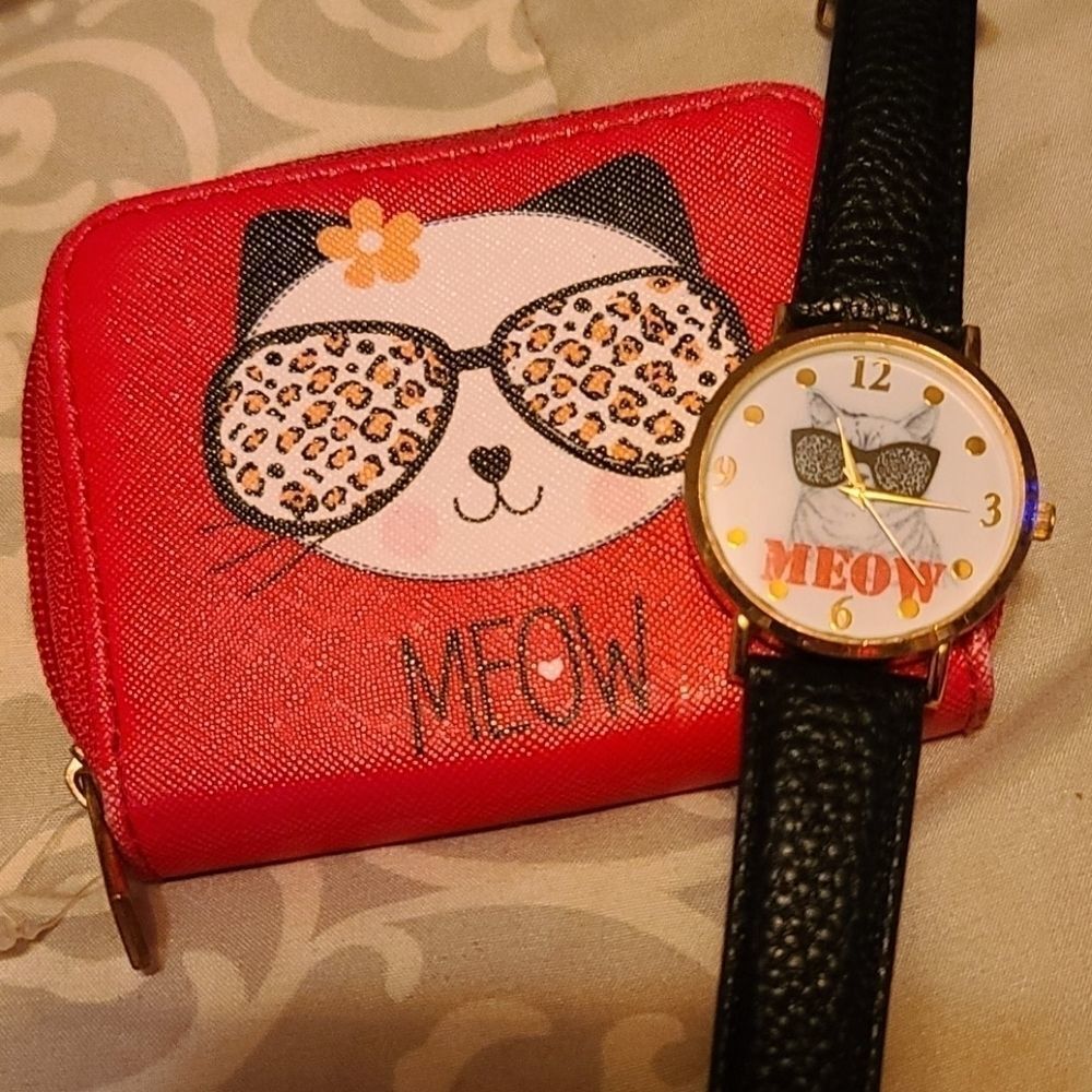 Pink vinyl zip pocket wallet & matching watch